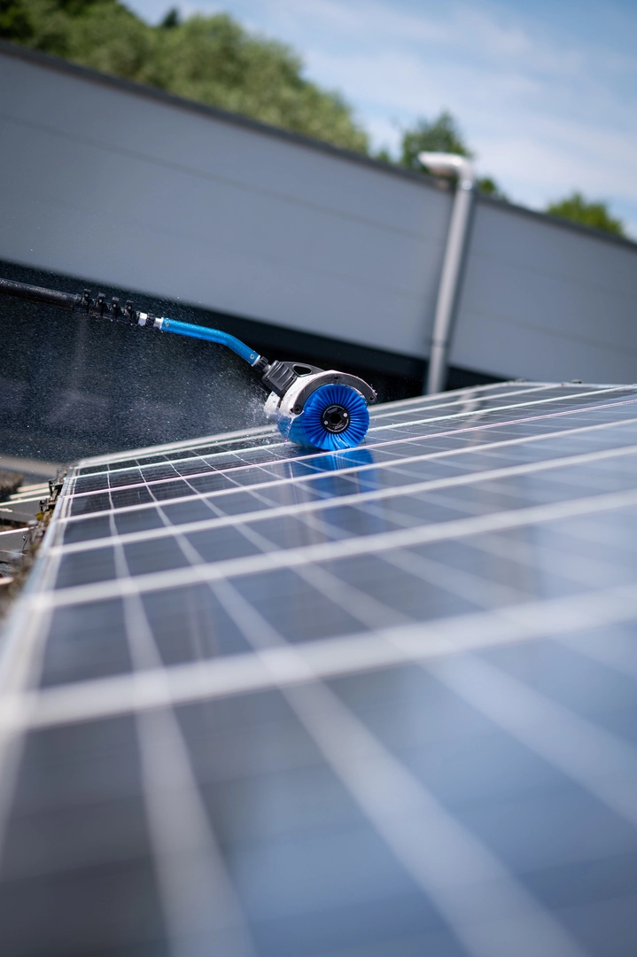 Grundreinigung PV-Module